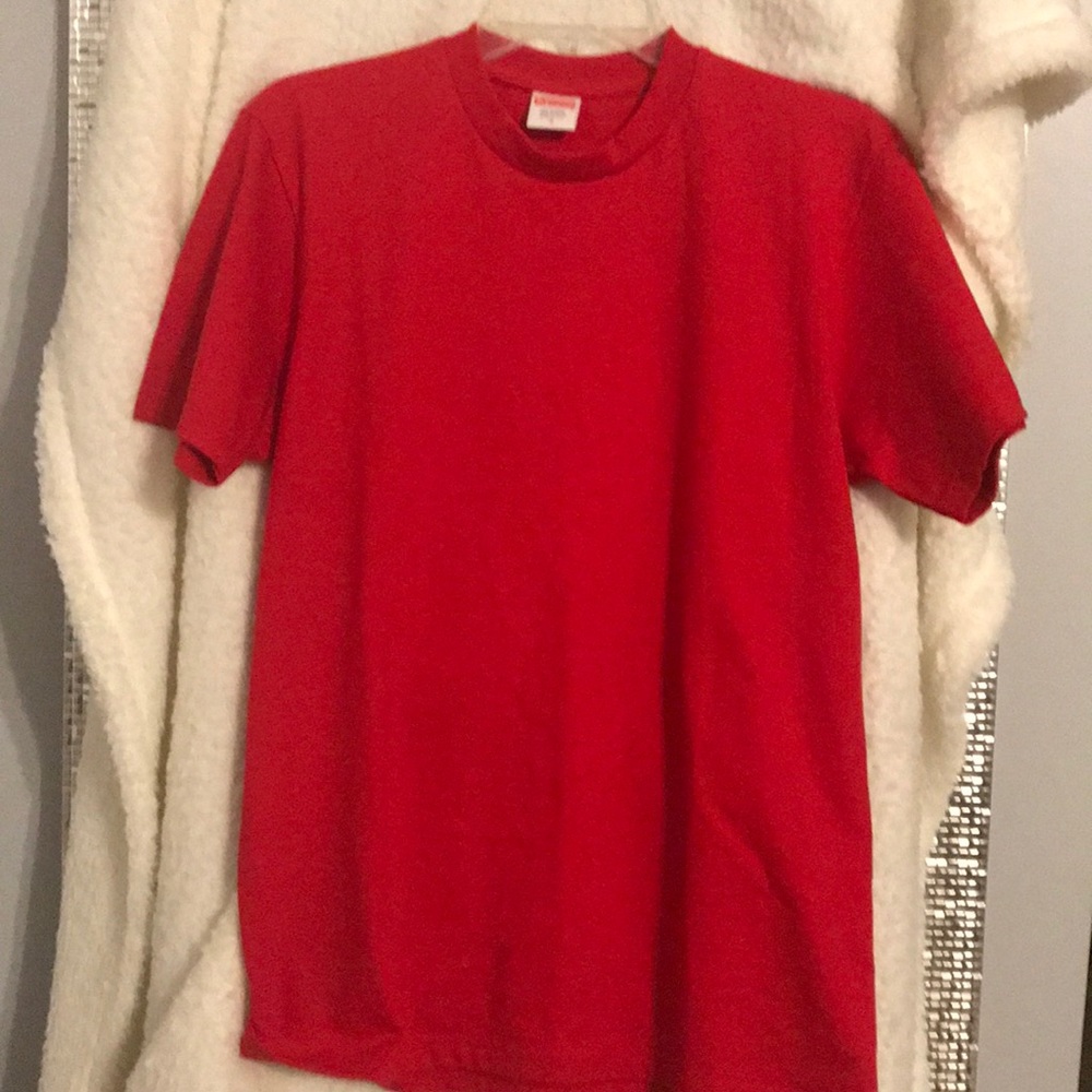 Red Supreme Blank tee size Men’s Small